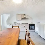 Casa Al 66 * دونغو