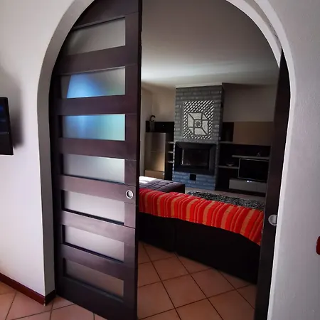 Lägenhet Casa Al 66 Dongo