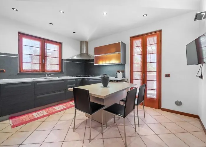 Casa Al 66 Apartamento Dongo